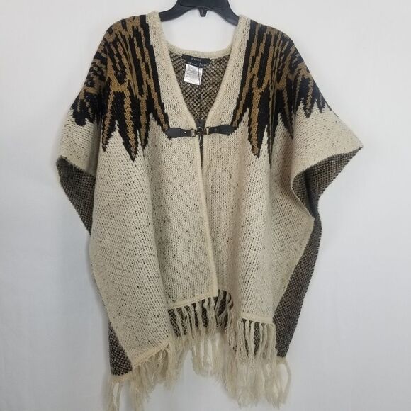 🆕️ Vertigo Paris Poncho - Picture 3 of 14